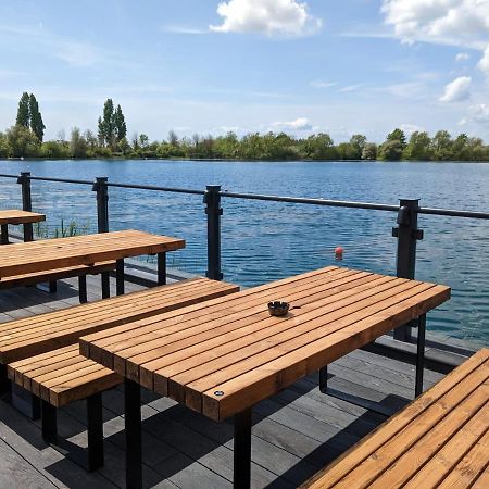 Chichester Lakeside Self-Catering Holiday Home Kültér fotó