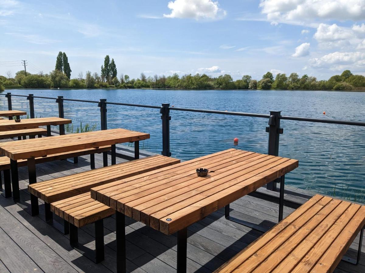 Chichester Lakeside Self-Catering Holiday Home Kültér fotó